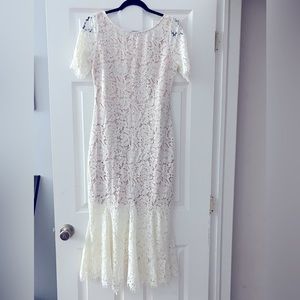 Lulu’s ivory lace midi trumpet dress with blush lining
